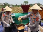 Kapolres Lahat AKBP Novi Edyanto SIK. MIK, menghadiri kegiatan Panen Raya Jagung Serentak Triwulan III Tahun 2025 yang digelar secara virtual melalui aplikasi Zoom.