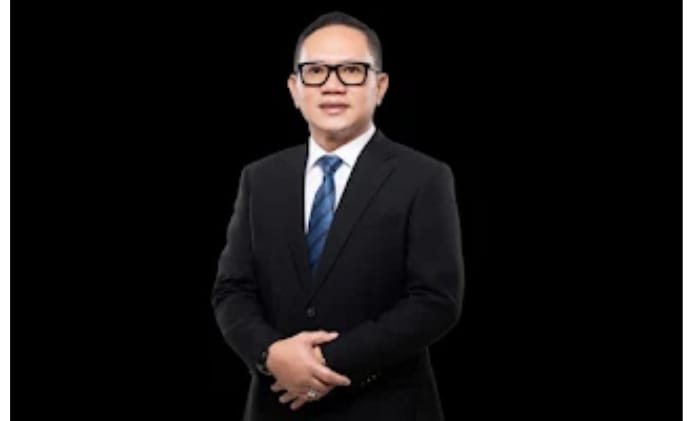 Wakil Ketua DPRD Kabupaten PALI, Firdaus Hasbullah, SH saat menyampaikan apresiasi bagi para guru pada peringatan Hari Guru Nasional.