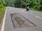 TAMBAL SULAM, Nampak tambal sulam di Jalinteng Sekayu - Betung yang mengabaikan keselamatan pengendara (Foto Boim)