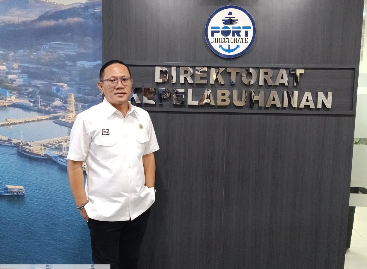 Firdaus Hasbulah SH MH menyampaikan aspirasi masyarakat PALI terkait kejelasan izin dermaga batu bara PT EPI saat kunjungan resmi ke Kemenhub RI.