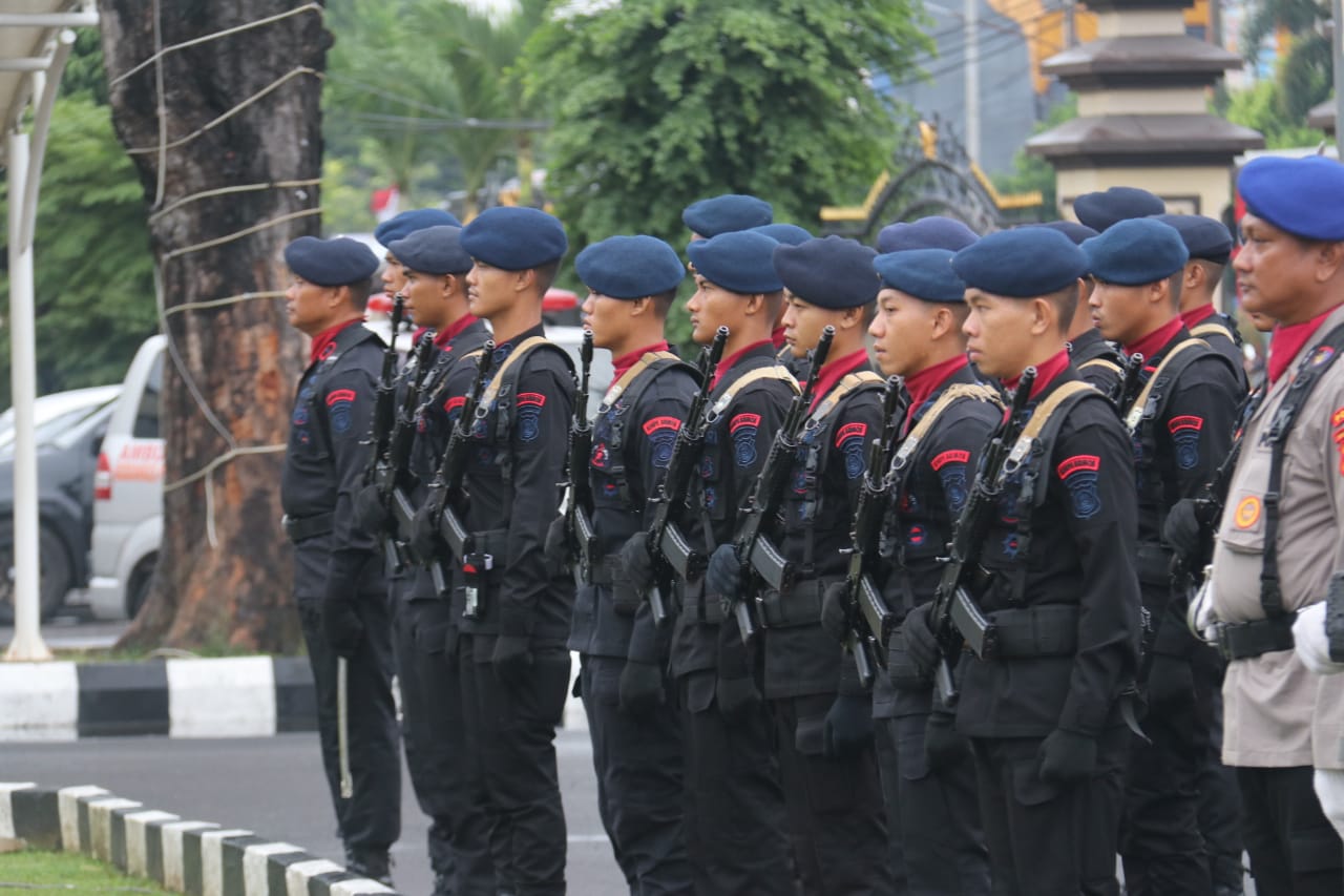 Polda Sumsel menggelar Upacara Peringatan Hari Bela Negara ke-77 Tahun 2025 Jumat (19/12/2025).