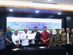 Penandatanganan Perjanjian Pengalihan Participating Interest (PI) 10 persen Wilayah Kerja Jambi Merang antara PT Pertamina Hulu Energi (PHE) Jambi Merang dan PT Sumsel Energi Merang (SEM) di Jakarta, Senin (29/12).