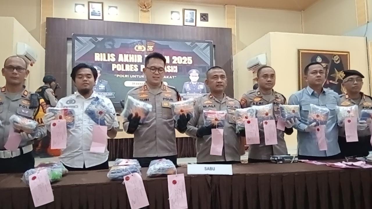 Kecelakan Maut di Jalintim Banyuasin Tewaskan Sopir, Polisi Temukan 24 Kg Sabu Dalam Bagasi Mobil