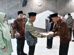 Kakanwil Kemenag Sumsel Syafitri Irwan melantik Arpan sebagai Kepala Kantor Kemenag Kabupaten Penukal Abab Lematang Ilir (PALI) di Aula Kanwil Kemenag Sumsel, Kamis (08/01/2026). Kakanwil Kemenag Sumsel Syafitri Irwan melantik Arpan sebagai Kepala Kantor Kemenag Kabupaten Penukal Abab Lematang Ilir (PALI) di Aula Kanwil Kemenag Sumsel, Kamis (08/01/2026).