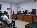 Mantan Wakil Wali Kota Palembang, Fitrianti Agustinda, saat mengikuti sidang tuntutan di Pengadilan Tipikor PN Palembang, Selasa (20/1/2026). Jaksa menuntut hukuman 8,5 tahun penjara terkait dugaan korupsi dana PMI.