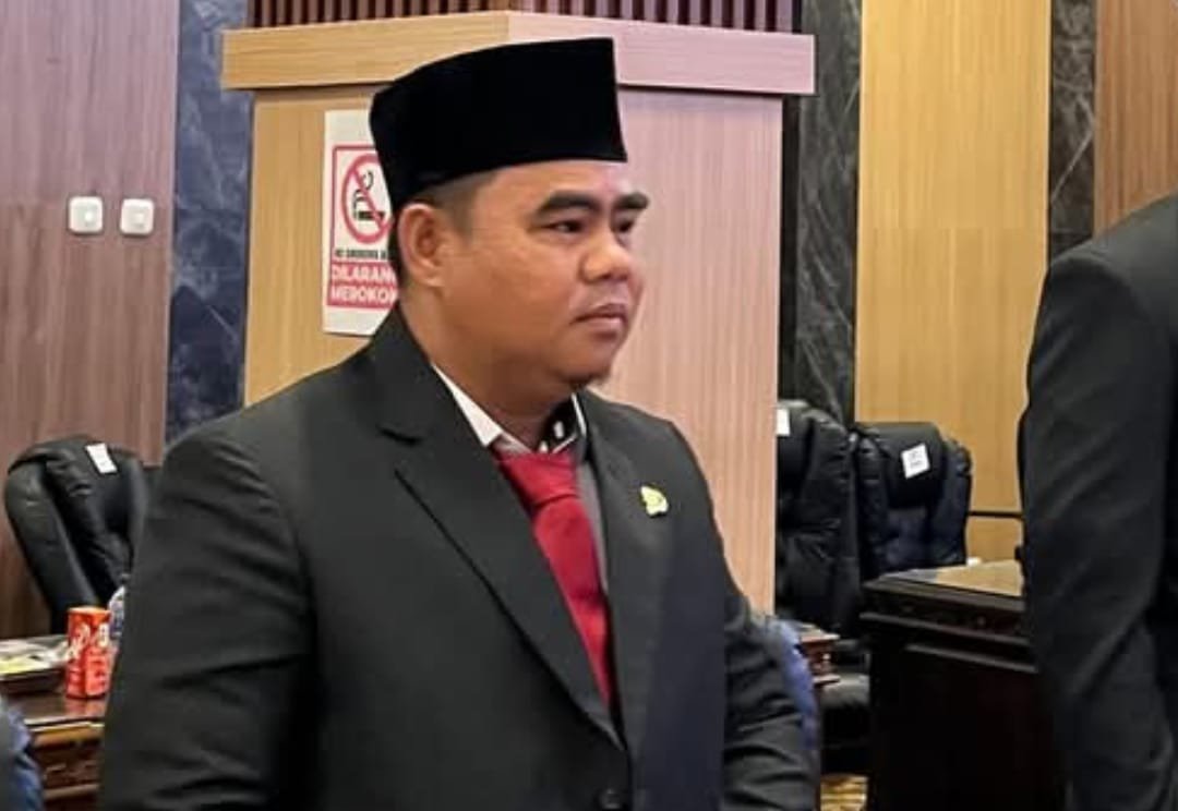 Bupati PALI Asgianto, ST, melantik dan mengambil sumpah jabatan 32 pejabat struktural Pemkab PALI di Aula Kantor Bupati, Jumat (2/1/2026).