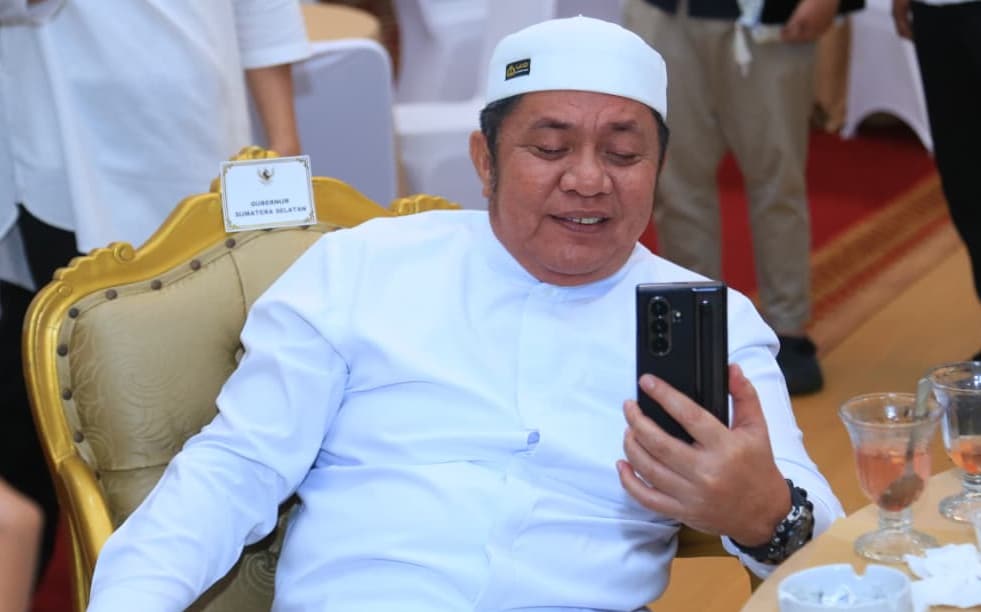 Gubernur Sumsel Herman Deru memastikan pemulangan 15 warga Palembang yang diduga menjadi korban penipuan kerja di Kamboja.