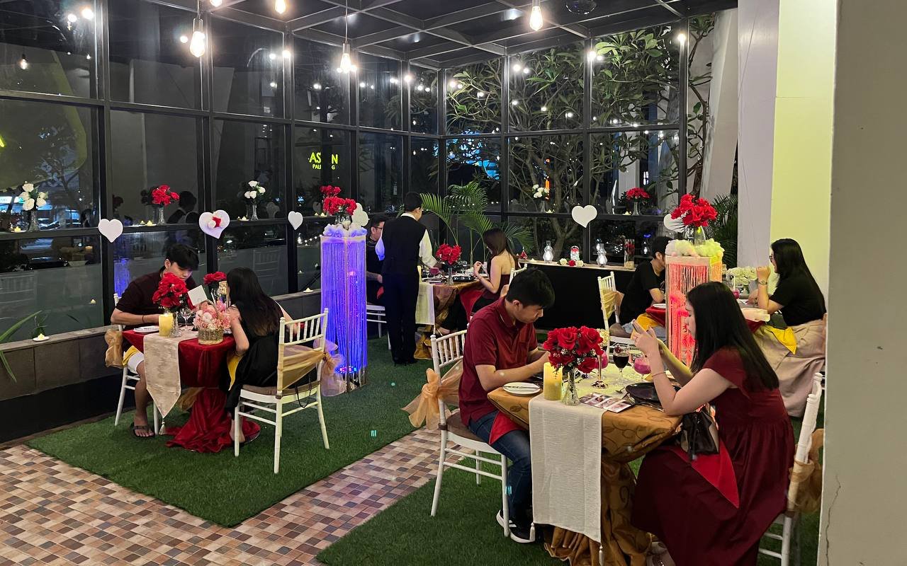 Suasana romantis Valentine akan hadir di Belido Restaurant, ASTON Palembang. Romantic Dinner Buffet 14 Februari 2026 siap menemani momen spesial bersama pasangan tercinta.