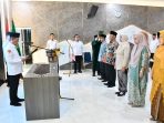 Kakanwil Kemenag Sumsel Syafitri Irwan melantik dan mengambil sumpah jabatan lima Kepala Madrasah dan dua pejabat fungsional di Aula Kanwil Kemenag Sumsel, Selasa (03/02/2026). Kakanwil Kemenag Sumsel Syafitri Irwan melantik dan mengambil sumpah jabatan lima Kepala Madrasah dan dua pejabat fungsional di Aula Kanwil Kemenag Sumsel, Selasa (03/02/2026).