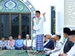 Wali Kota Ratu Dewa memberikan sambutan saat peresmian Masjid Babussalam di Jalan Kancil Putih, Palembang, Minggu (15/2/2026). Wali Kota Ratu Dewa memberikan sambutan saat peresmian Masjid Babussalam di Jalan Kancil Putih, Palembang, Minggu (15/2/2026).