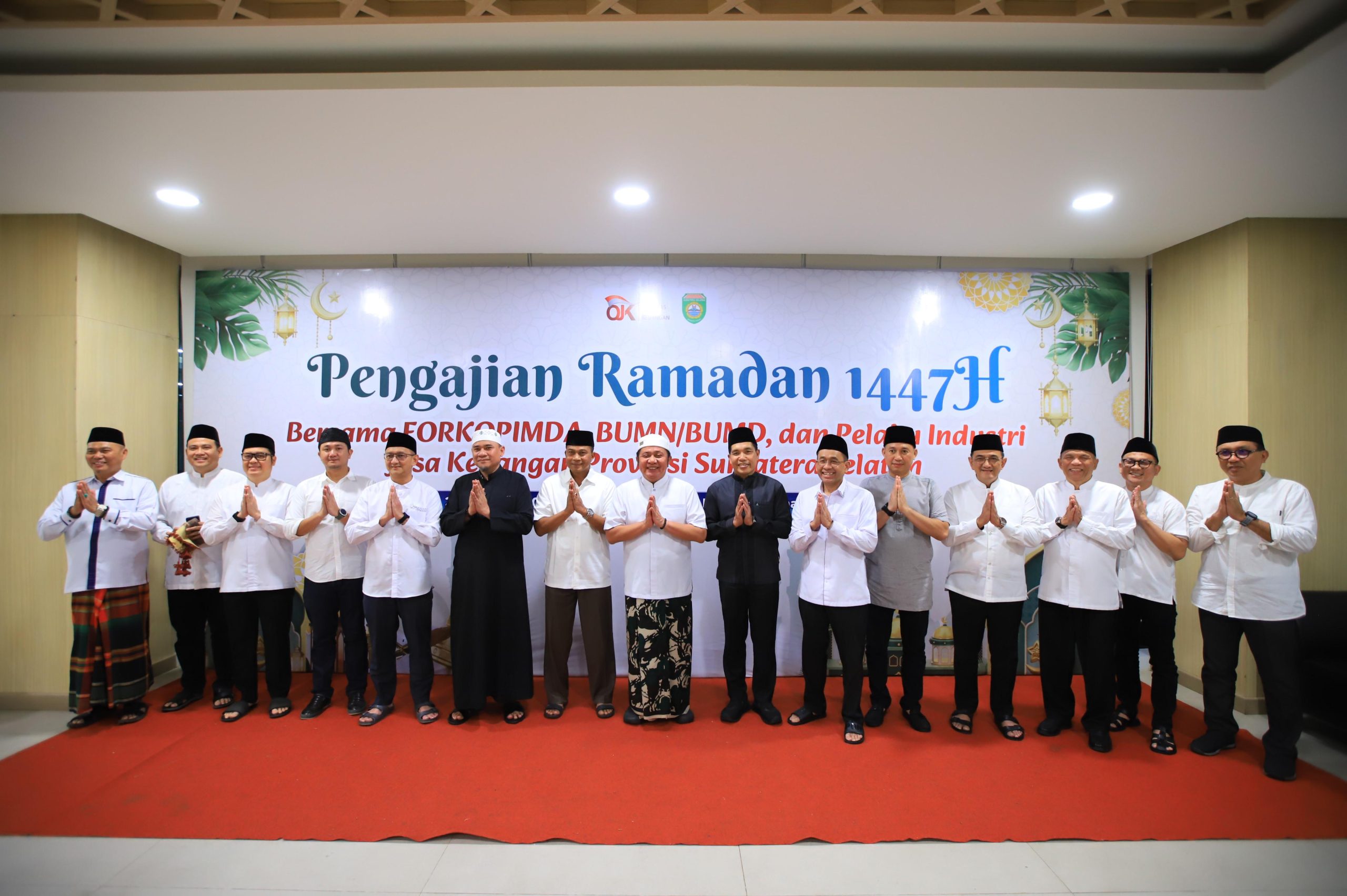 Sekretaris Daerah Provinsi Sumatera Selatan, Edward Candra, menghadiri Pengajian Ramadhan 1447 Hijriah yang digelar oleh Otoritas Jasa Keuangan Provinsi Sumatera Selatan di Ballroom Sriwijaya, Selasa (24/2/2026)