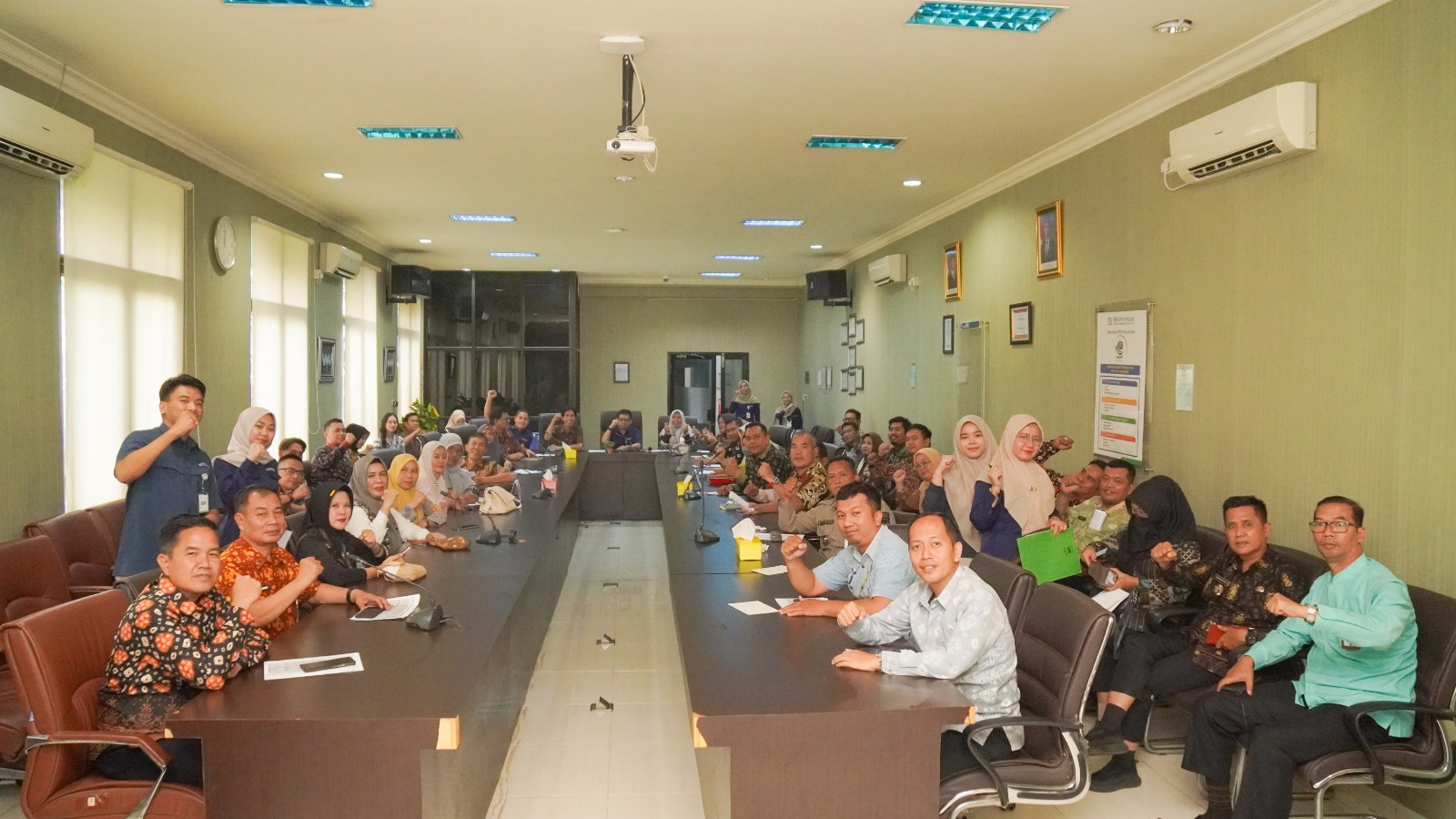 Sebanyak 35 lurah di Kota Palembang mengikuti kegiatan pemberian informasi status kepesertaan Jaminan Kesehatan Nasional (JKN) yang digelar BPJS Kesehatan Cabang Palembang, Kamis (26/2/2026).