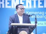 Menag Nasaruddin Umar saat menghadiri Sarasehan 99 Ekonom Syariah, menegaskan pentingnya optimalisasi filantropi Islam melalui sedekah, infak, dan wakaf agar kedermawanan umat melampaui batas minimal zakat 2,5 persen.