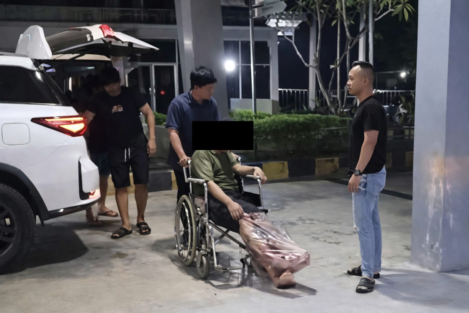 Pelaku penculikan dan pemerasan ASN di Palembang terpaksa dilumpuhkan petugas Polrestabes Palembang dengan tindakan tegas dan terukur setelah mencoba kabur saat hendak ditangkap.