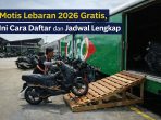 Mudik Lebaran dengan kereta api Petugas memuat sepeda motor ke gerbong kereta dalam program Motis Lebaran 2026, solusi mudik gratis yang lebih aman dan nyaman bagi pemudik.