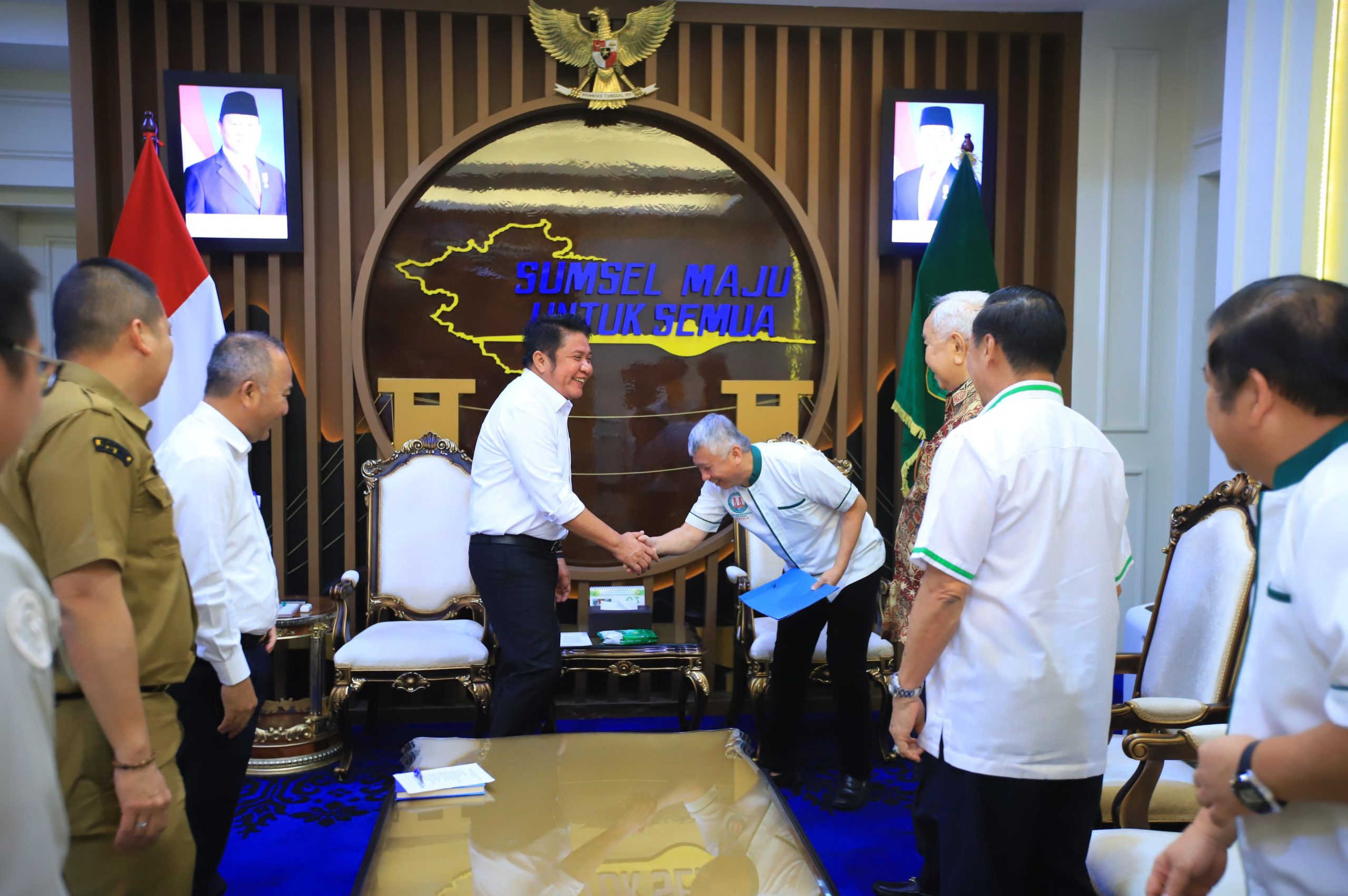 Gubernur Herman Deru menerima audiensi Pengurus Paguyuban Anxi Sumsel di Palembang, membahas kesiapan Sumsel sebagai tuan rumah Konferensi Anxi Sedunia 2026.