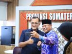 Sekda Provinsi Sumatera Selatan Edward Candra menerima kunjungan silaturahmi Wakil Rektor III Universitas Tridinanti Palembang Ibnu Aziz di Ruang Tamu Sekda Sumsel, Kamis (05/03/2026). Sekda Provinsi Sumatera Selatan Edward Candra menerima kunjungan silaturahmi Wakil Rektor III Universitas Tridinanti Palembang Ibnu Aziz di Ruang Tamu Sekda Sumsel, Kamis (05/03/2026).