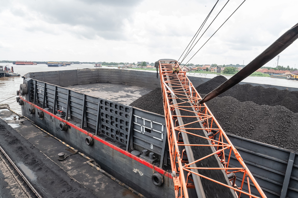 Kinerja PTBA 2025 tetap solid dengan produksi 47,2 juta ton di tengah tekanan harga batu bara global.