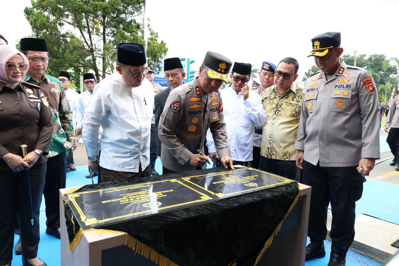 Perkuat Infrastruktur, Kapolda Sumsel Resmikan Fasilitas Pelayanan Publik di Musi Rawas