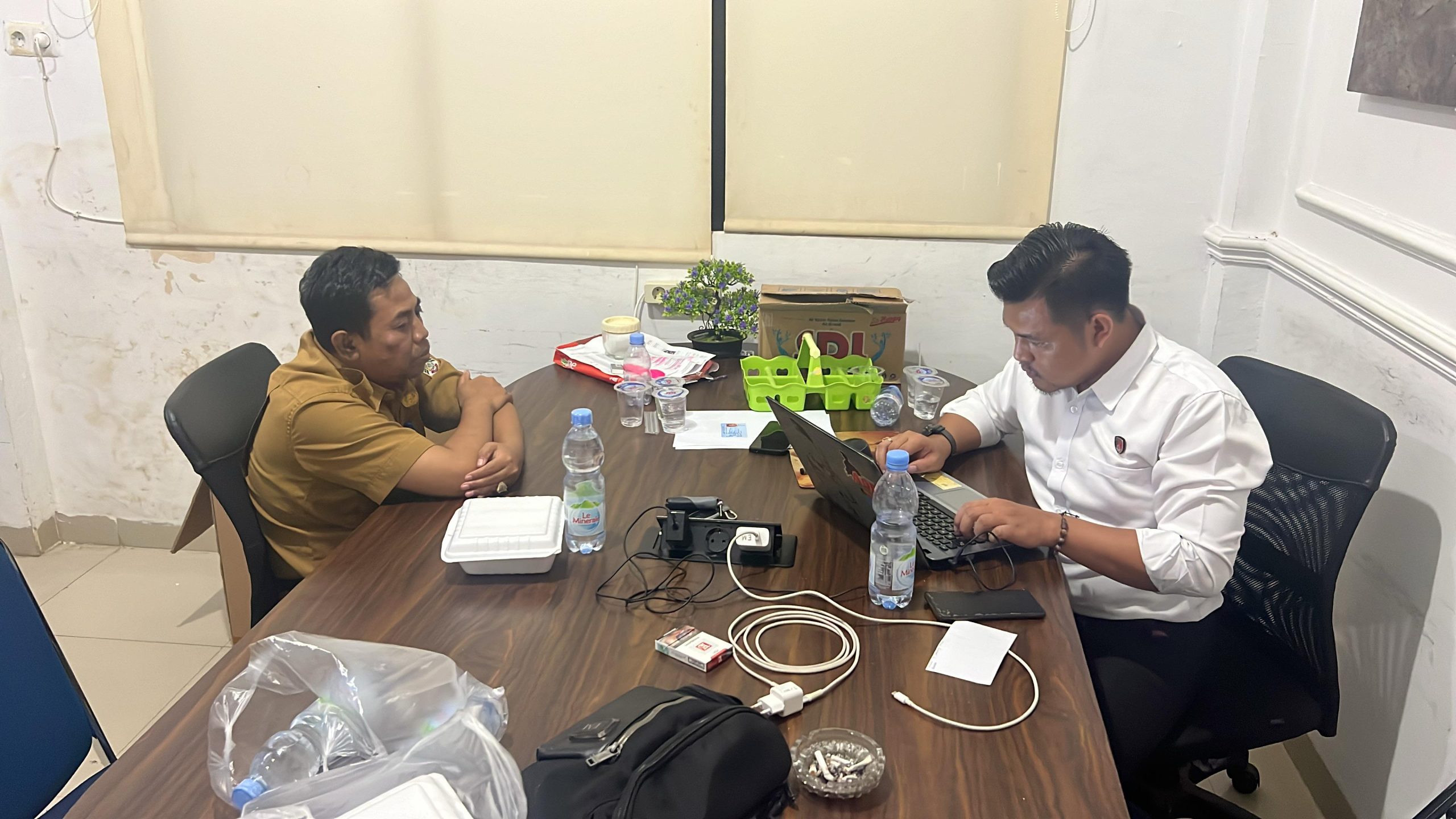 OTT di Muratara, Polisi Amankan Kepala BKPSDM dan Barang Bukti Pungli Uang Tunai