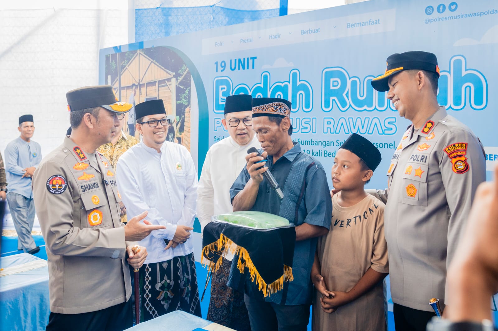 Kedekatan Tanpa Sekat, Kapolda Sandi Nugroho Dapat Kejutan Gethuk dari Warga Musi Rawas